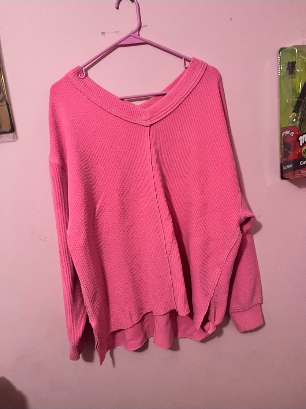 ⭐️Pink V-Neck Waffle Knit Pullover
